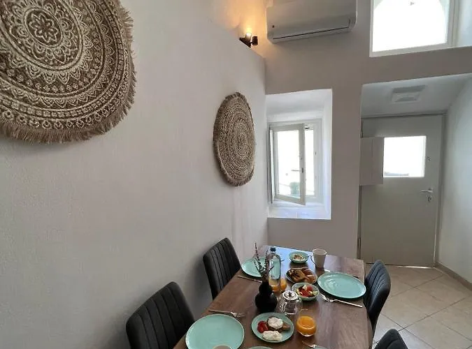 Angeleve With Private Jacuzzi Villa Fira (Santorini)