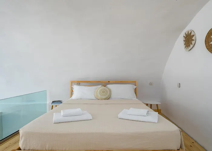 Angeleve With Private Jacuzzi Fíra