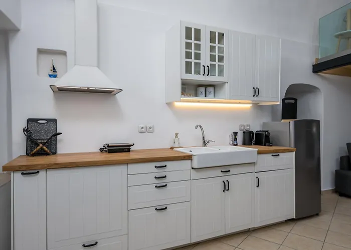 Angeleve With Private Jacuzzi Villa Fira (Santorini)