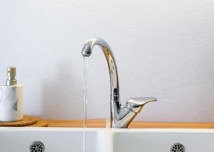 Villa Angeleve With Private Jacuzzi Fíra