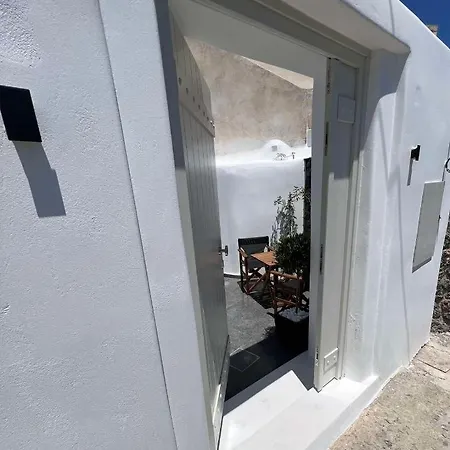 Βίλα Angeleve With Private Jacuzzi Φηρά