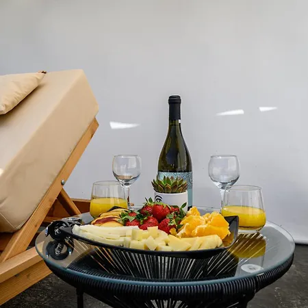 Angeleve With Private Jacuzzi Φηρά