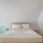 Angeleve With Private Jacuzzi Fira (Santorini)